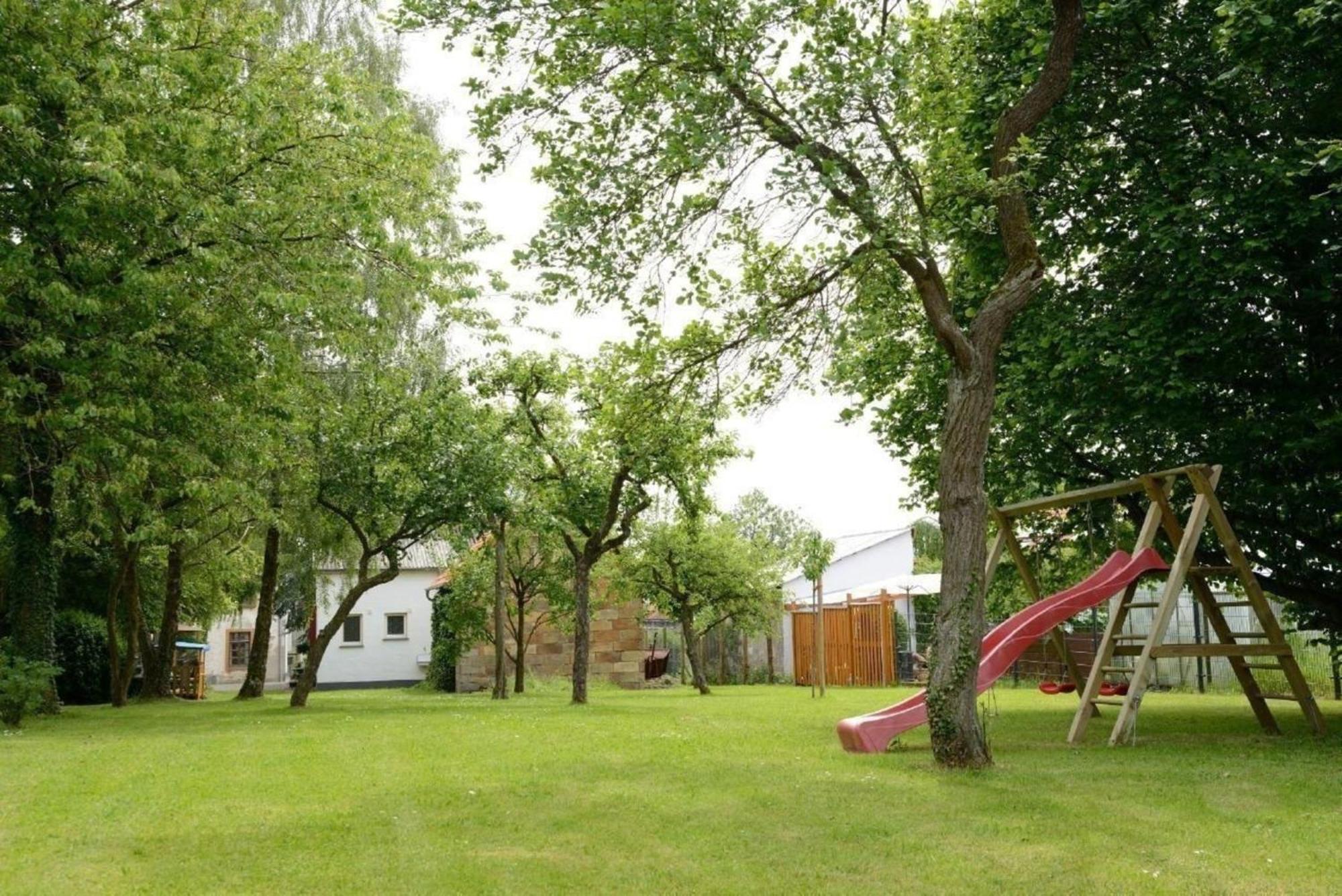 Ruhiges Ferienhaus In Lommersdorf Mit Garten Blankenheim  Exterior foto